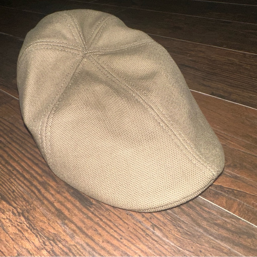 ZARA Flat top hat